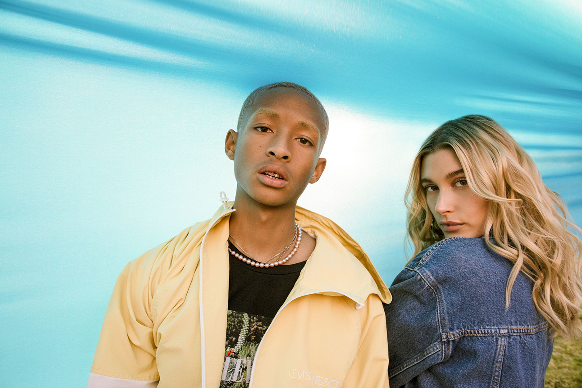 Hailey Bieber och Jaden Smith gör Levi's-kampanj