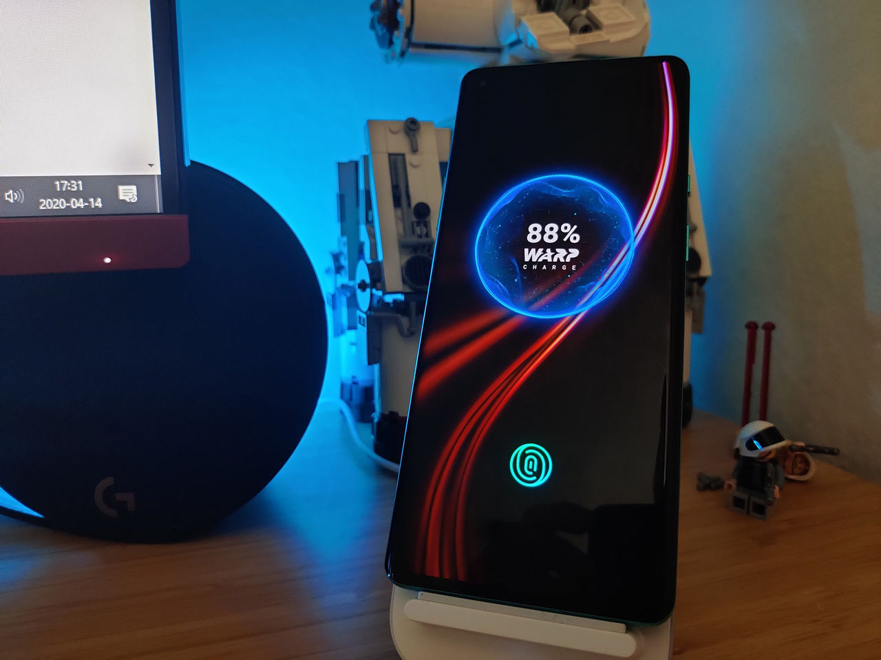 Nästa OnePlus-telefon kan komma med 65W-laddare