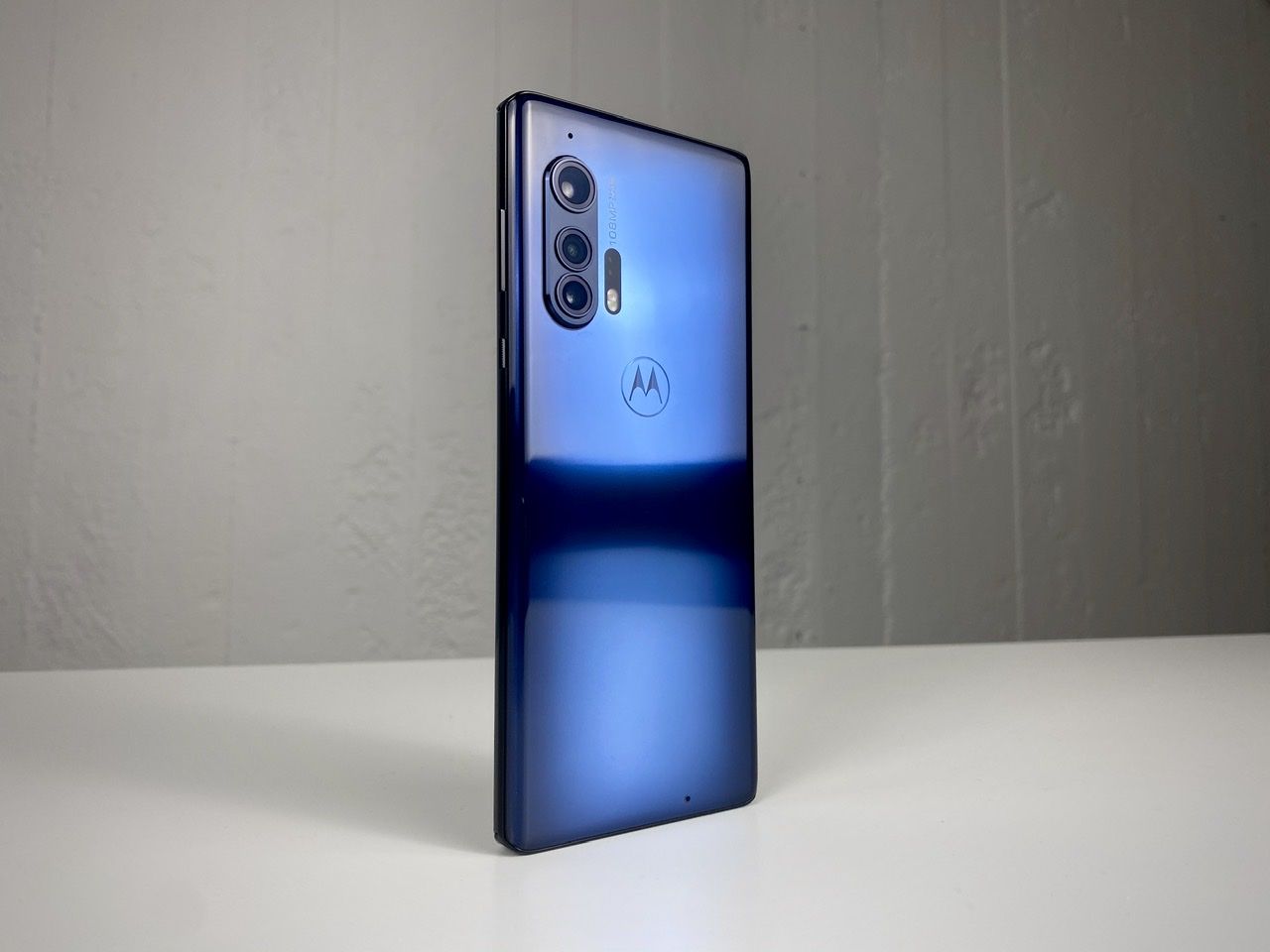 Motorola lovar att uppdatera Edge+ till Android 12