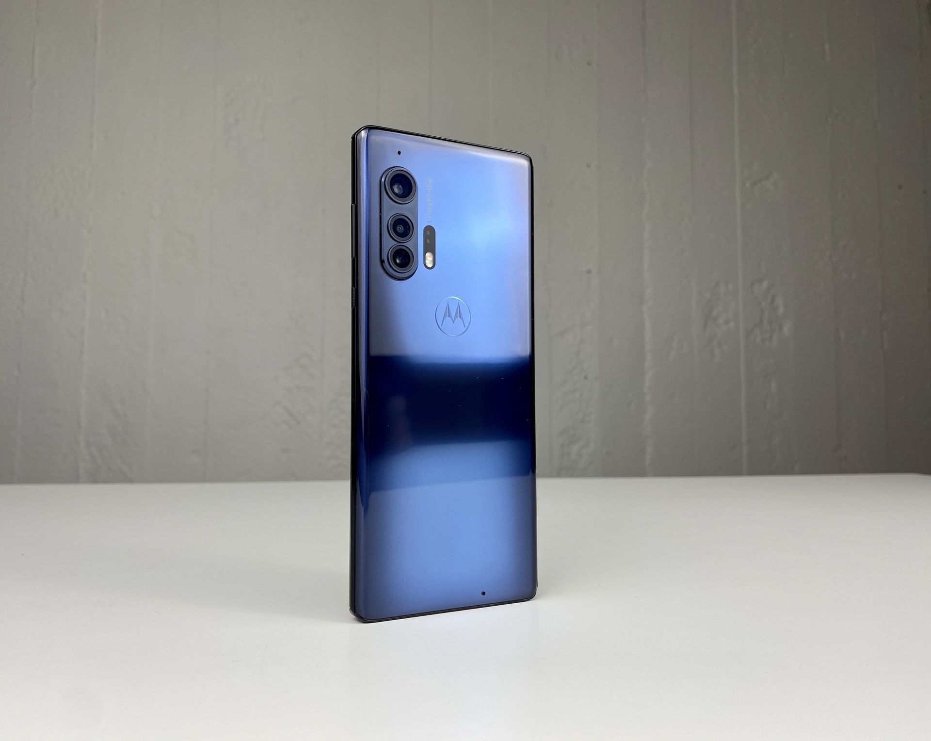 Är Motorolas nya flaggskepp något att ha?