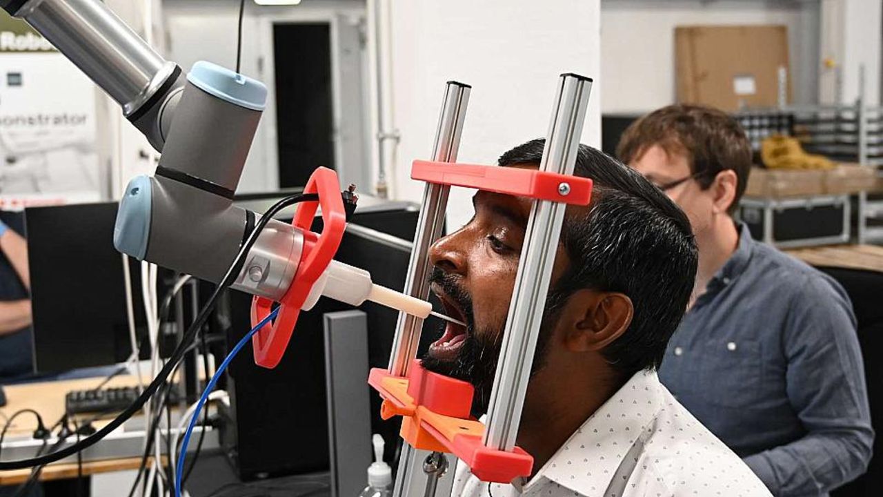 Danska forskare tar fram robot för covid-19-tester