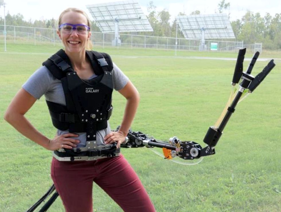 Det här exoskelettet kan ge dig en hjälpande hand