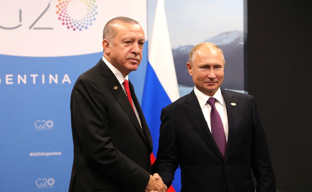 Kina och Turkiet riktar kritik mot Twitter