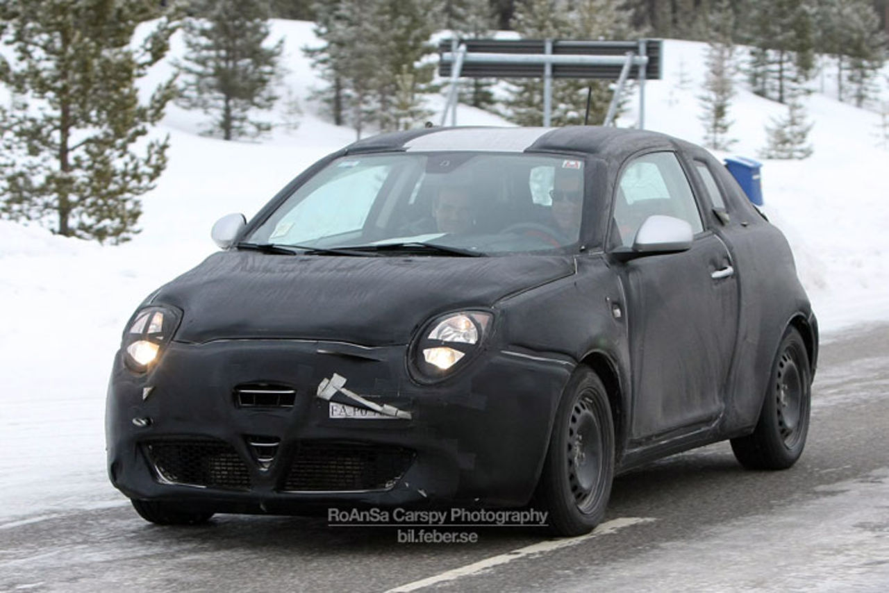 Unika spionbilder: Alfa Romeo Junior!