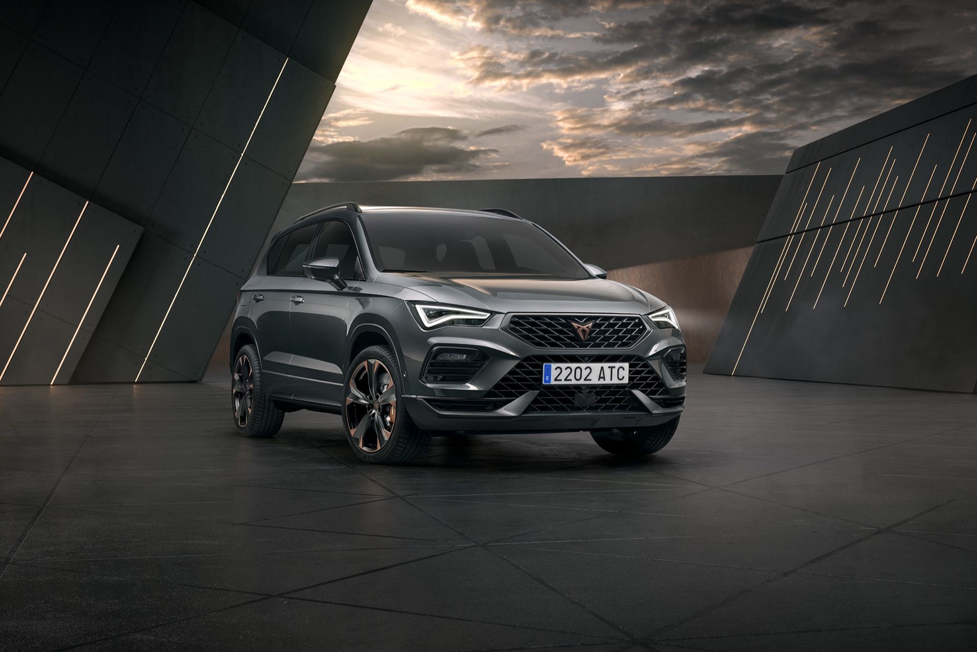 Nu är även uppdaterade Cupra Ateca presenterad