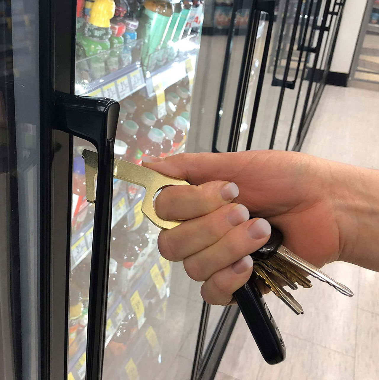 Slipp corona-peta på saker med en GermKey