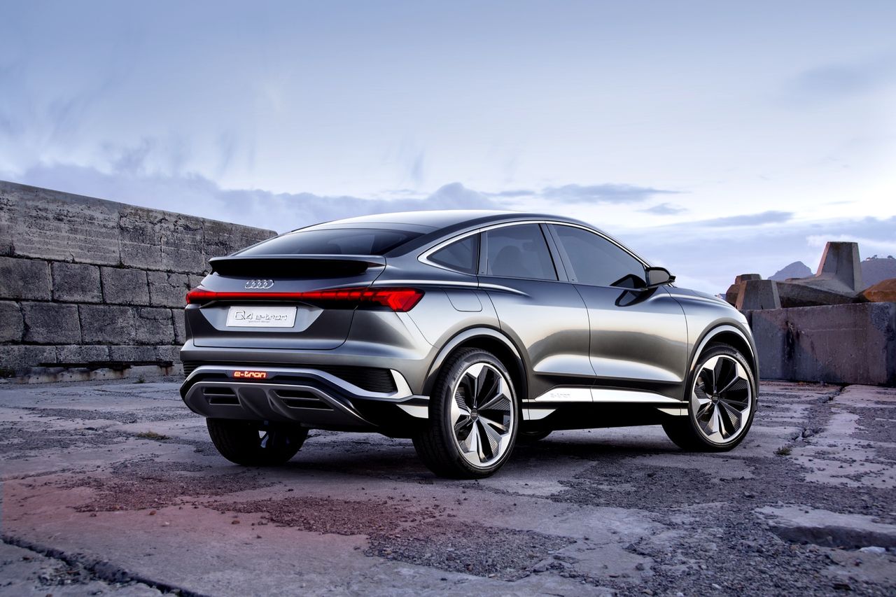 Audi presenterar Q4 Sportback e-tron concept