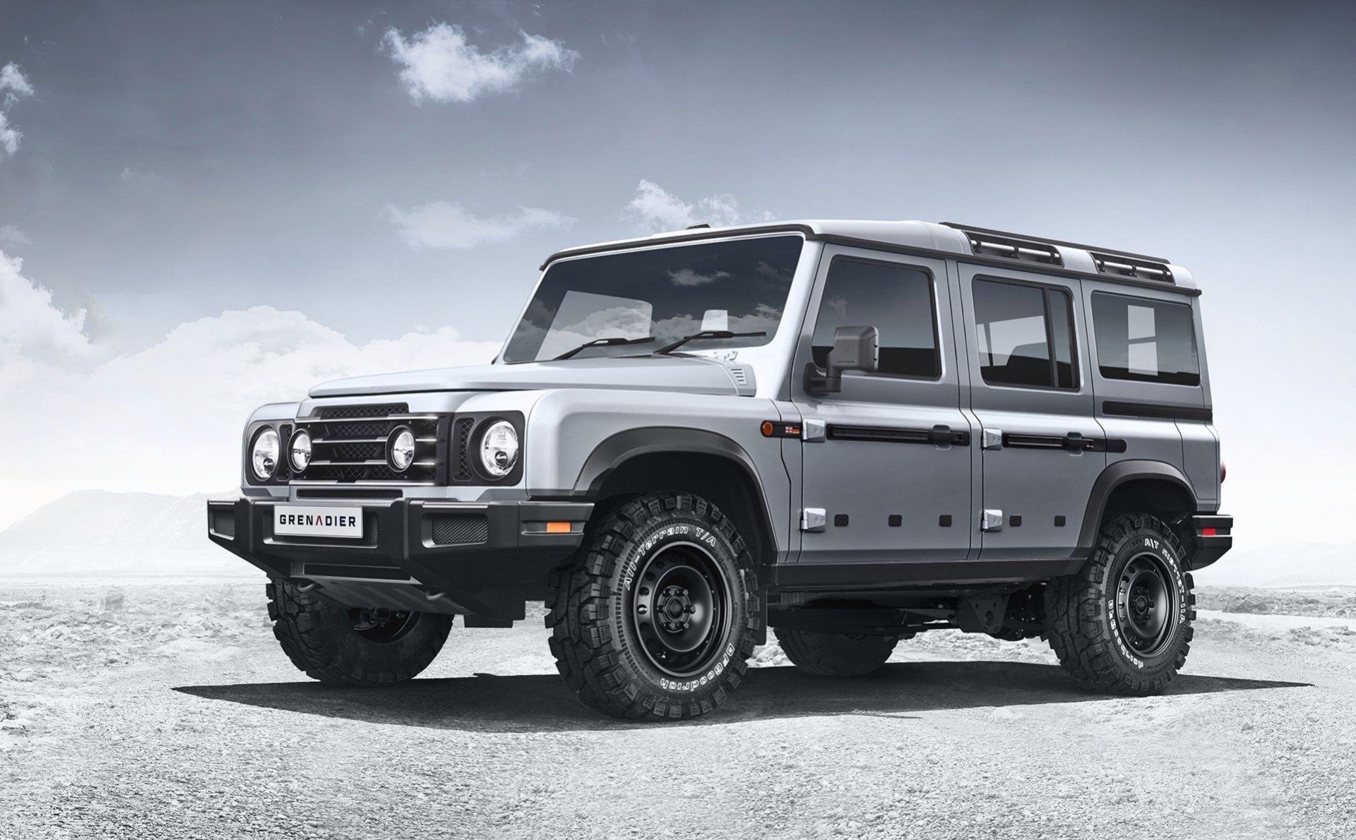 Gamla Land Rover Defender återuppstår, typ