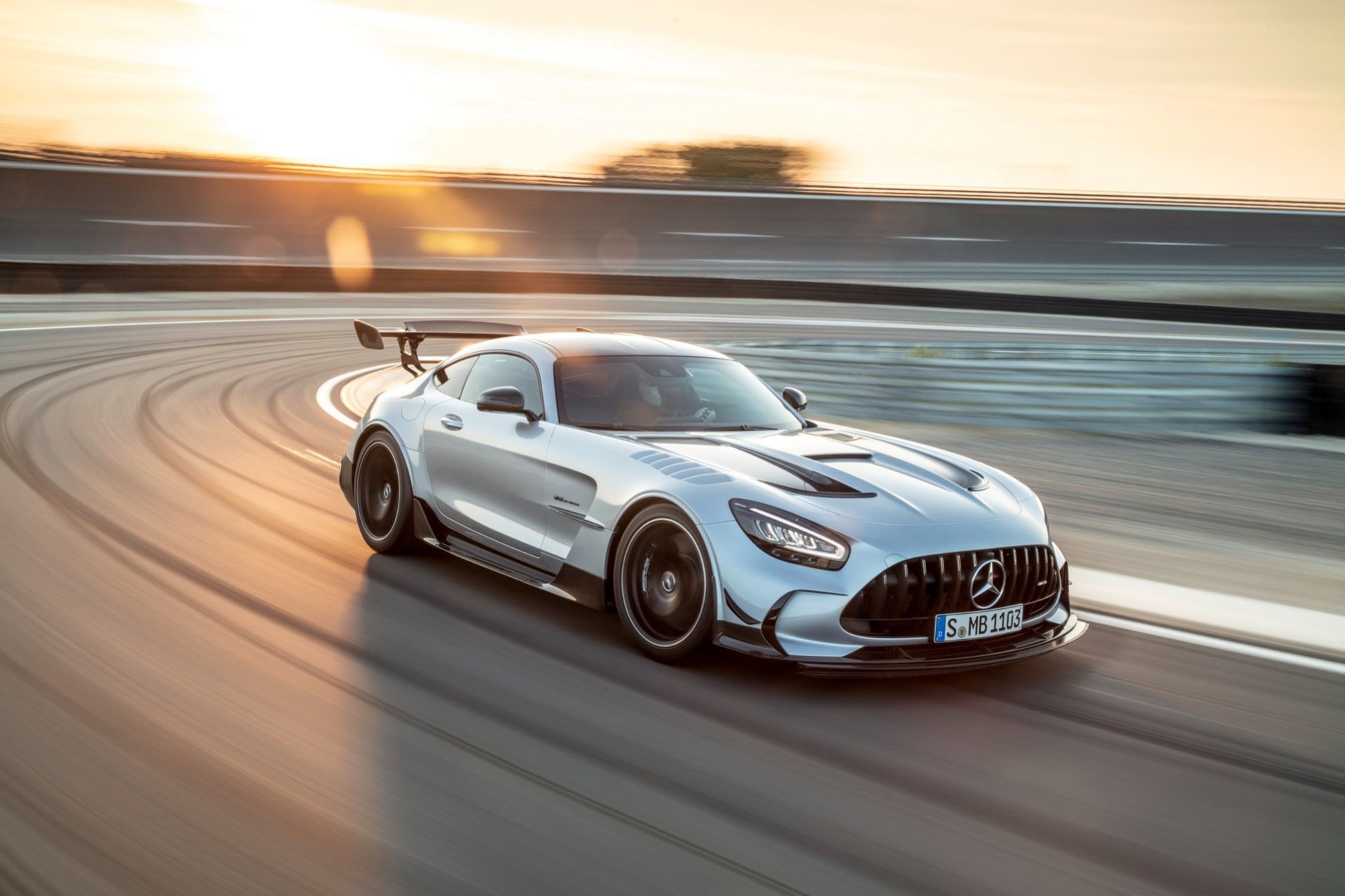 Värstingen Mercedes-AMG GT Black Series är här