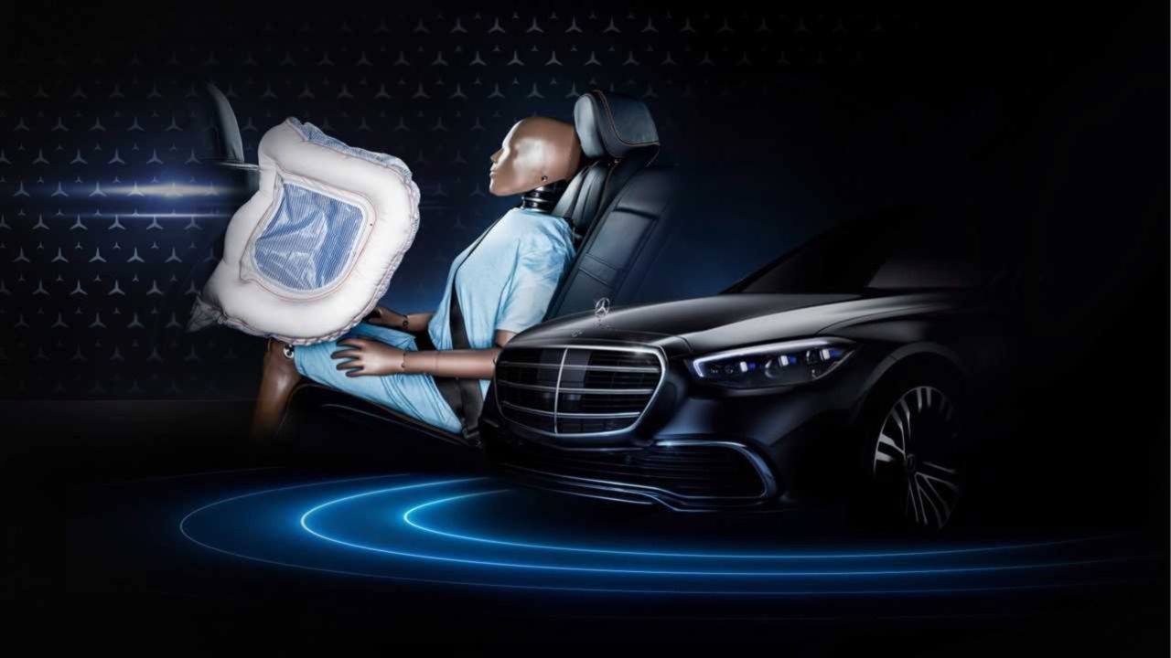 Mercedes S-Klass får världens första krockkudde för baksätet
