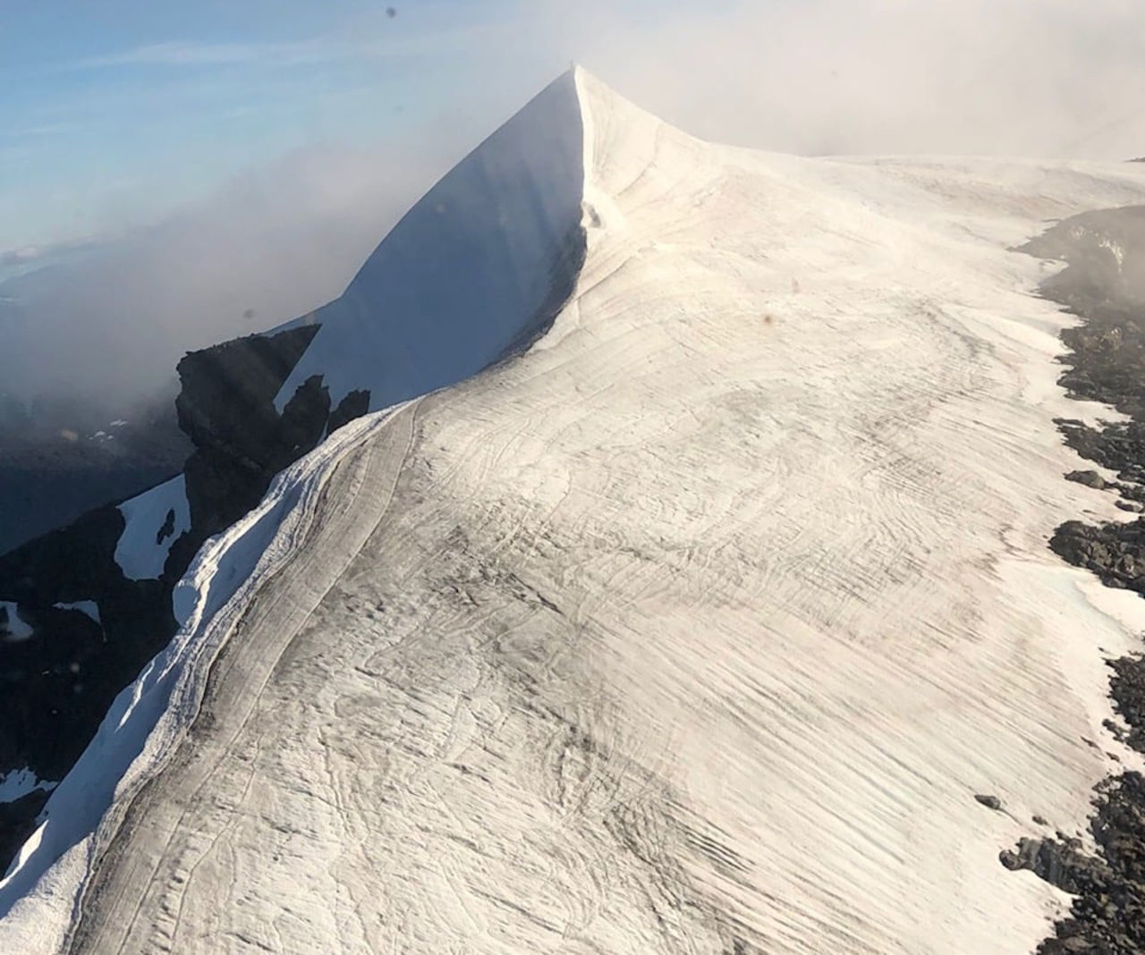 Nordtoppen på Kebnekaise fortsatt högst