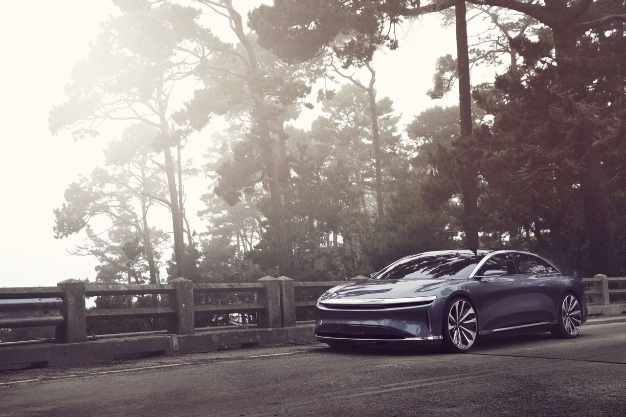 Lucid Air tar sig 83 mil på en laddning