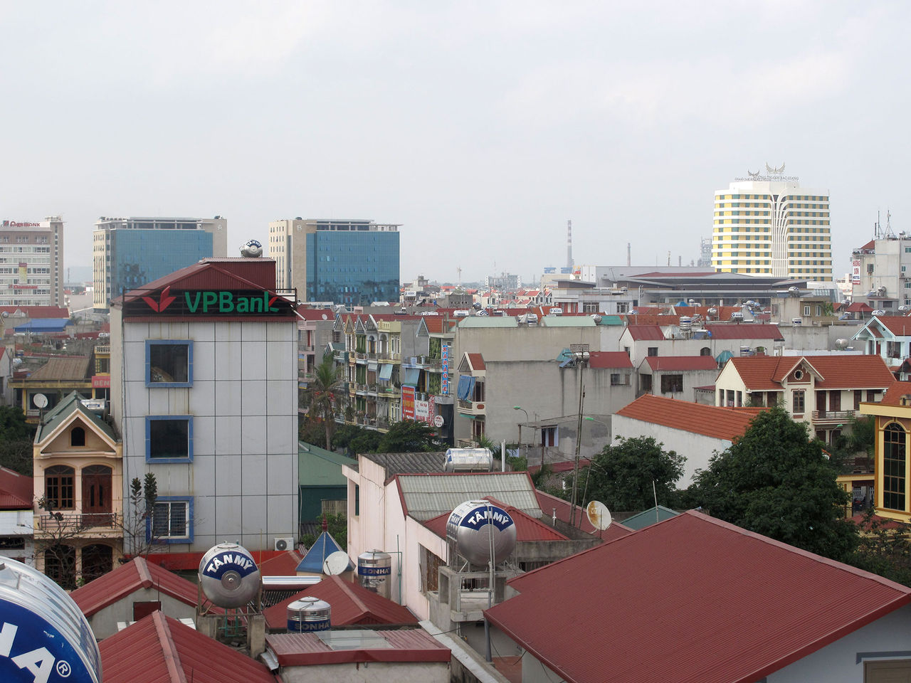 Apple på gång att öppna ny fabrik i Vietnam