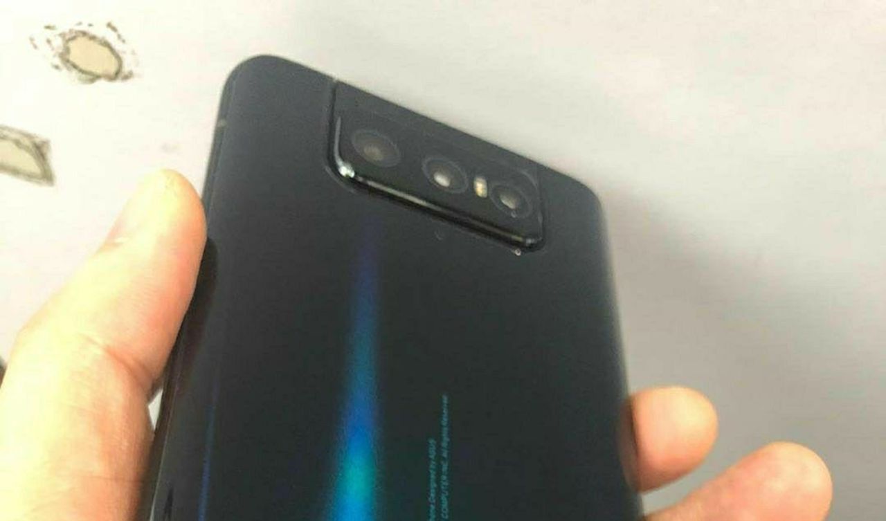 Läckta bilder visar Asus Zenfone 7