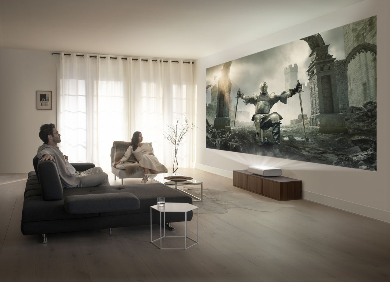 Samsung presenterar short throw-projektorn The Premiere