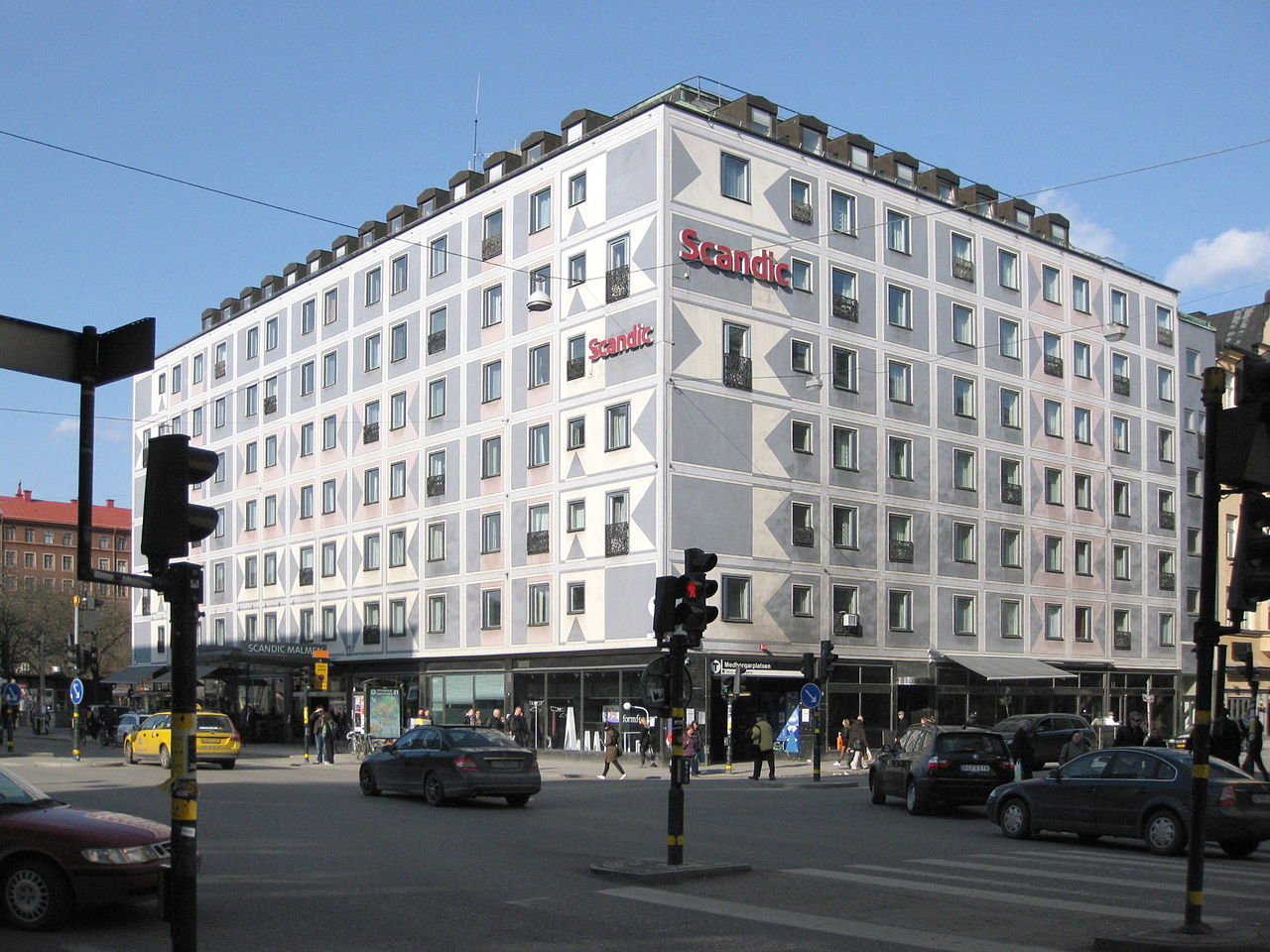 Nu kan du ha kontoret på ett hotell