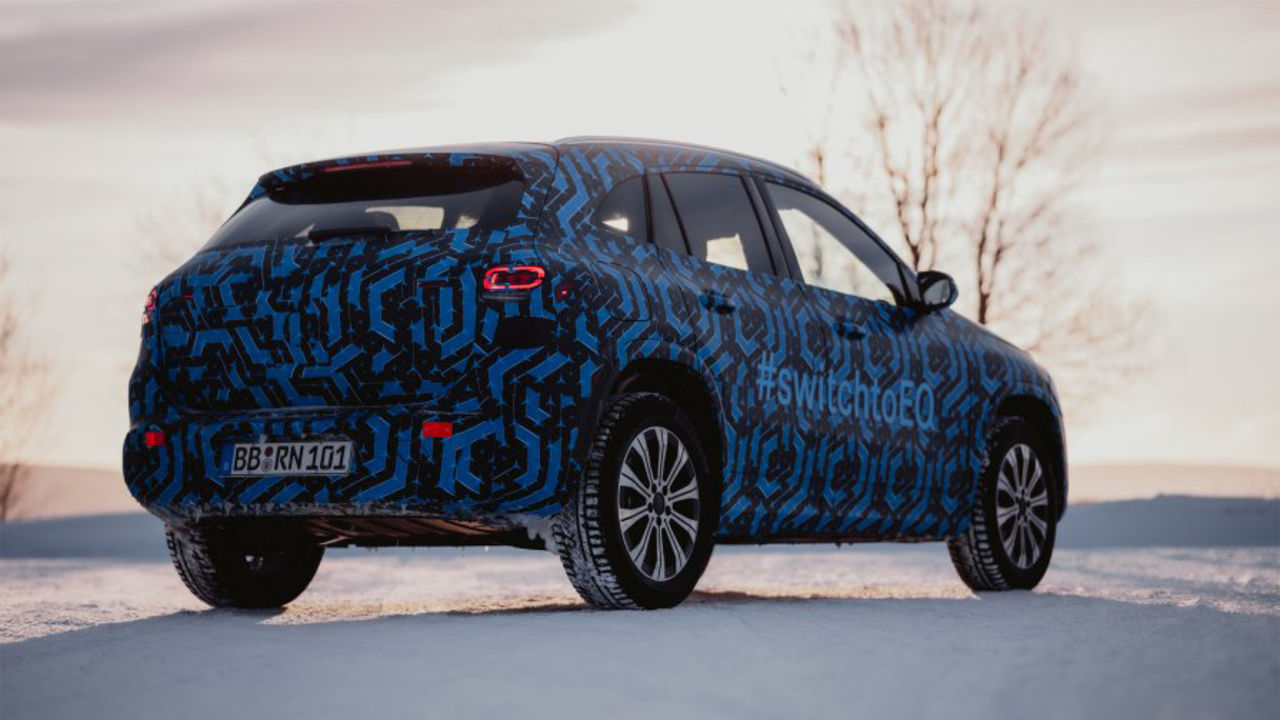 Presentationen av Mercedes EQA skjuts upp till nästa år