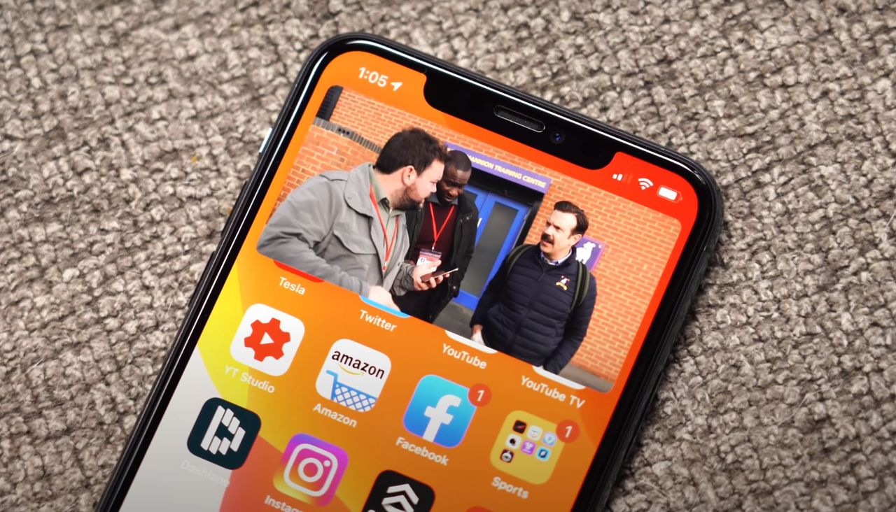 Bild-i-bild tillbaka för YouTube på iOS 14