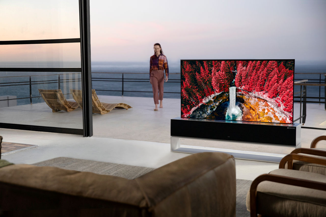 LG börjar sälja sin rullbara TV