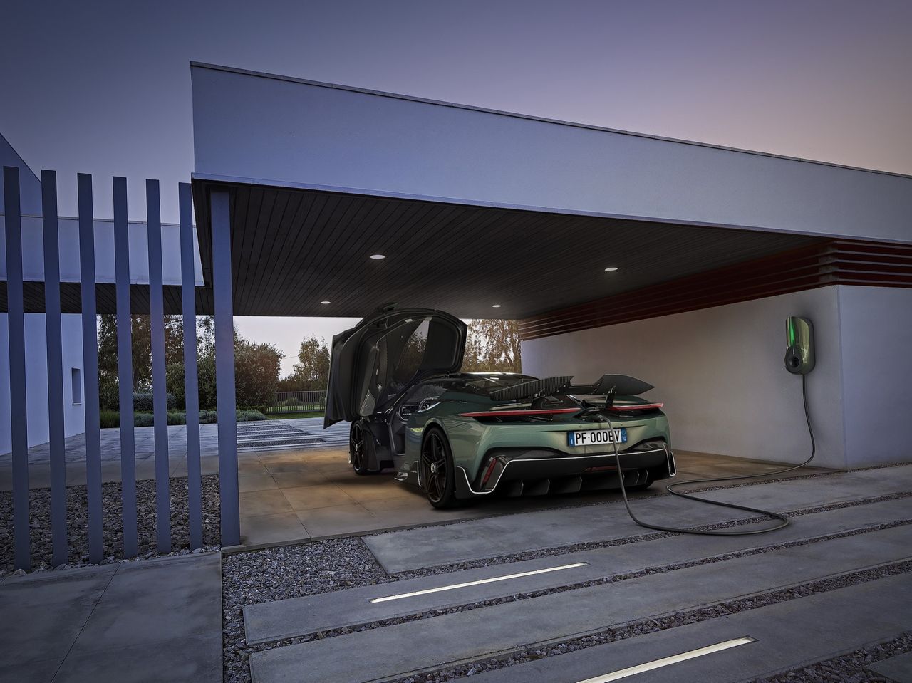 Pininfarina presenterar laddbox till Battista
