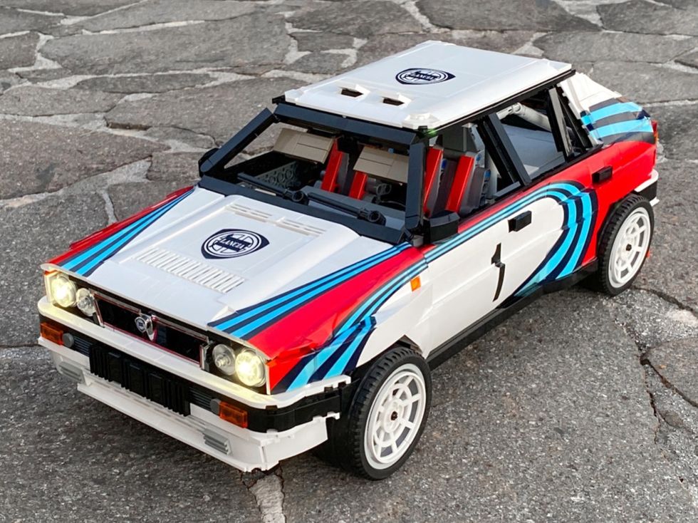 Rallyversion av Lancia Delta Integrale i Lego