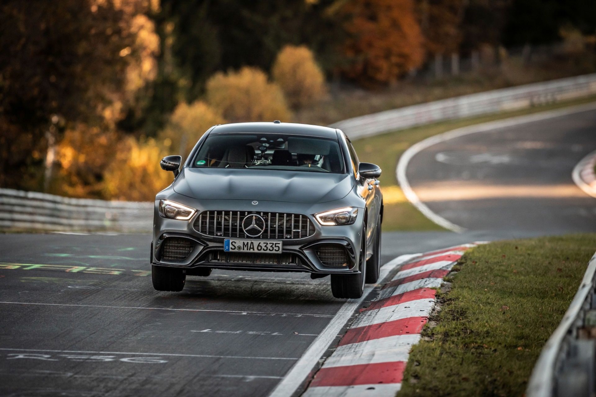 Mercedes-AMG GT 63 S sätter nytt rekord på Ringen