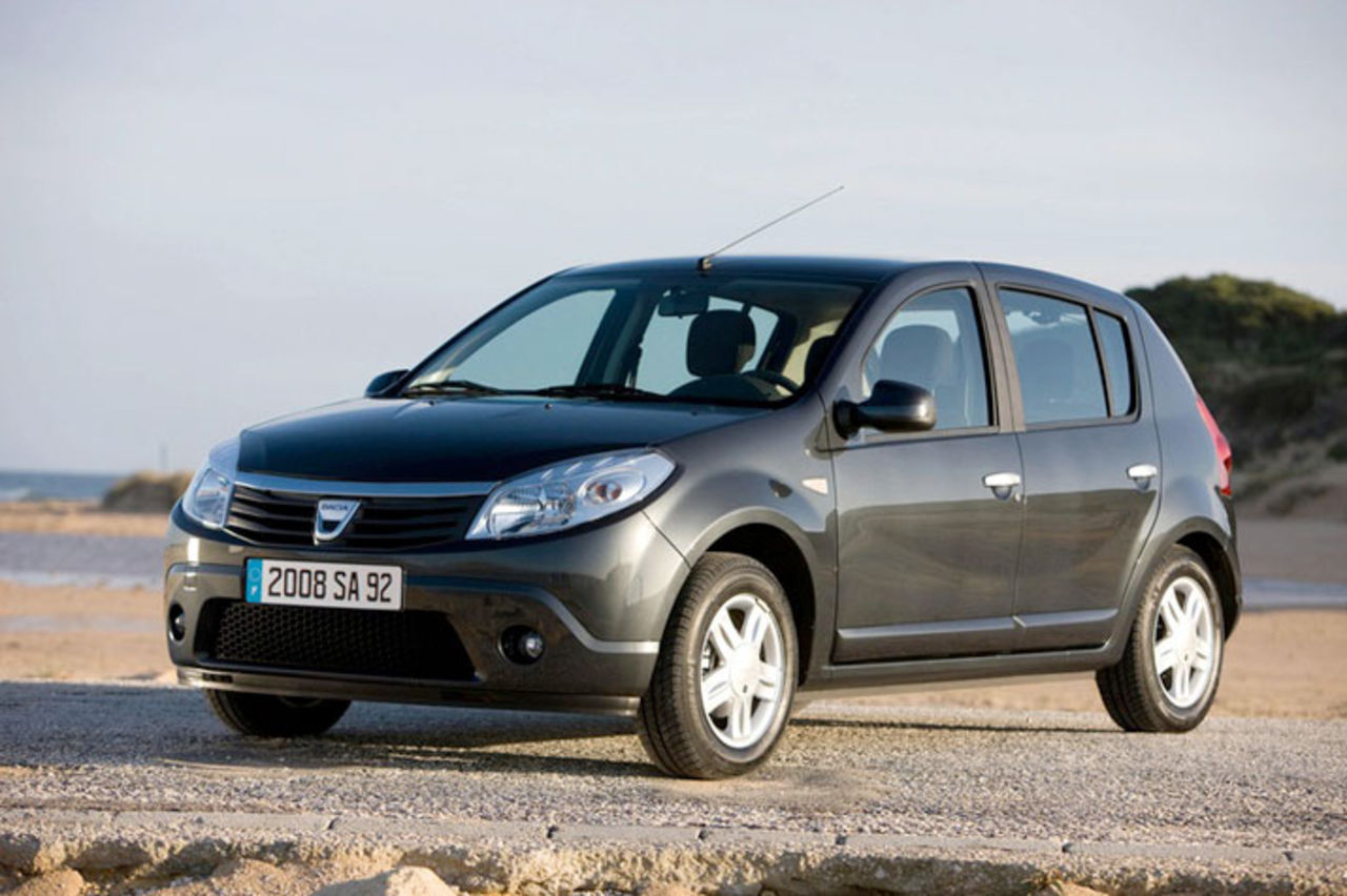 Dacia snyggar till sig