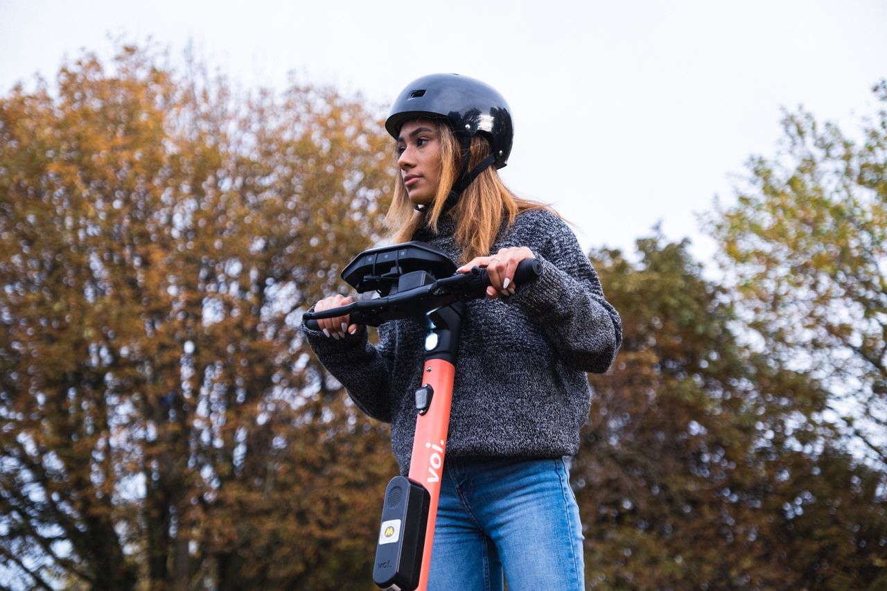 Vois elsparkcyklar börjar upptäcka gående
