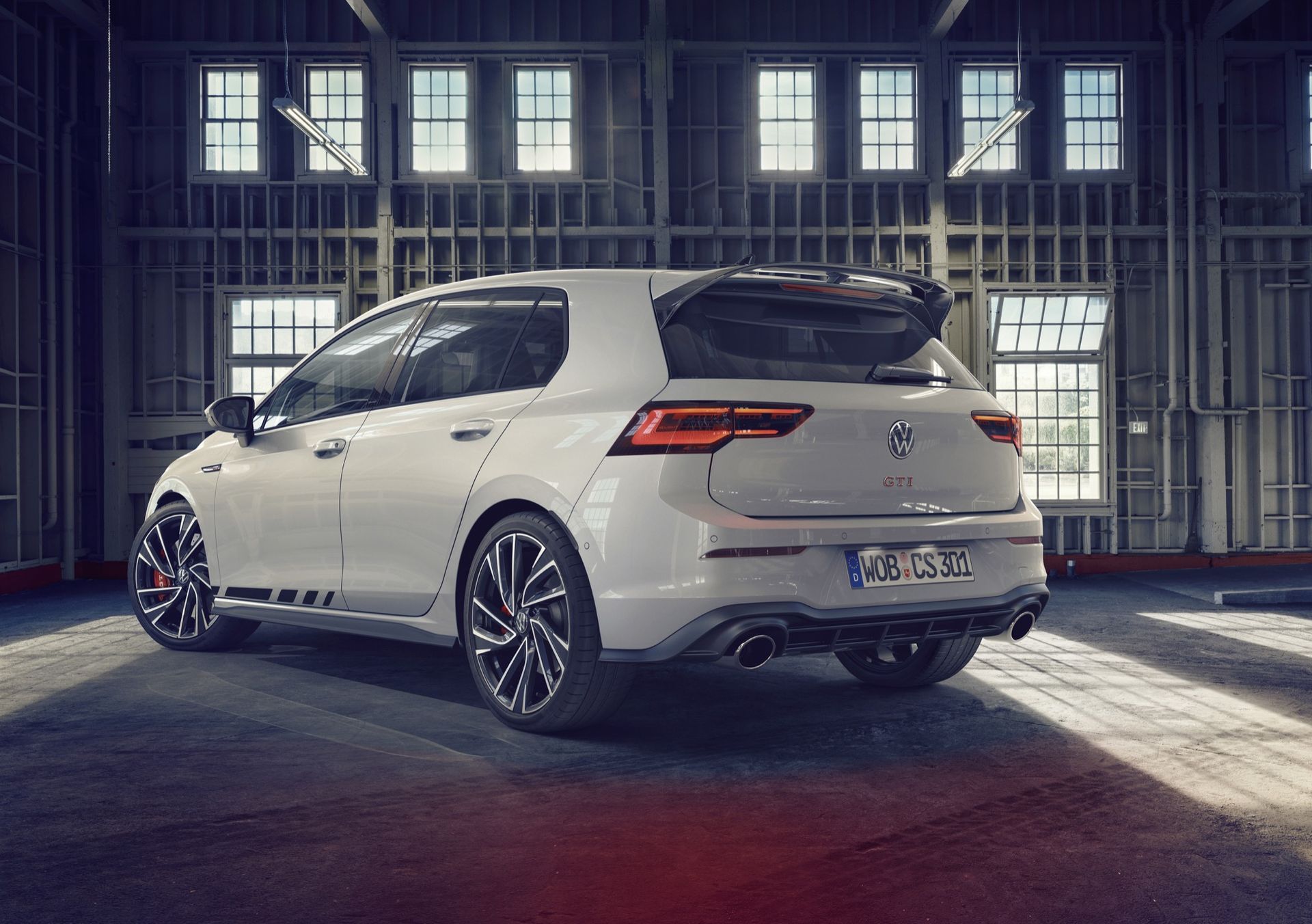 Nu kan du beställa Volkswagen Golf GTI Clubsport och Golf R