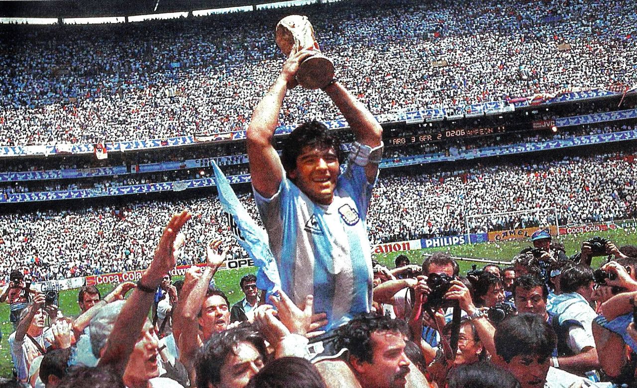 Diego Maradona har somnat in