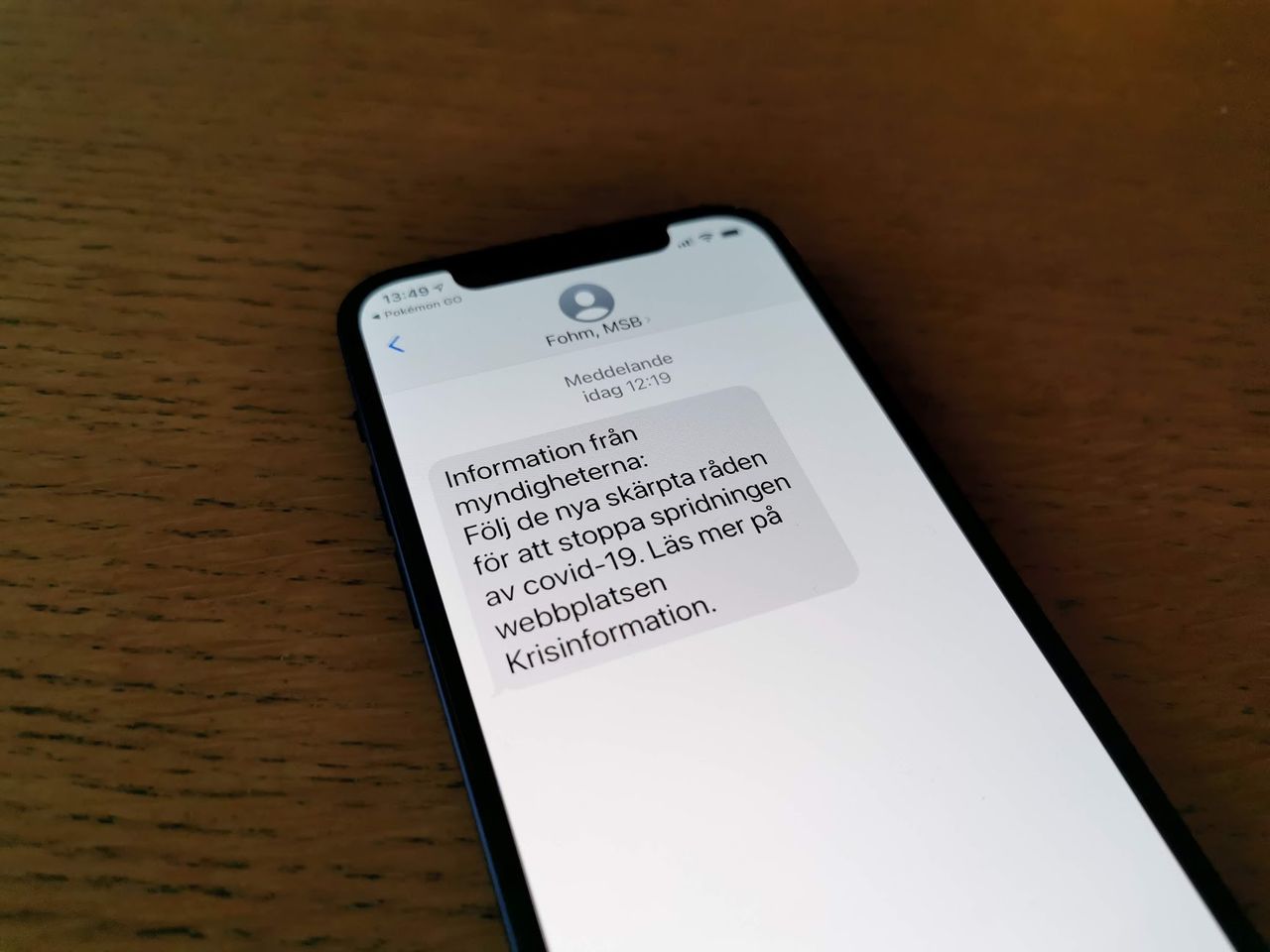 Nu har Folkhälsomyndigheten skickat ut sitt första mass-SMS