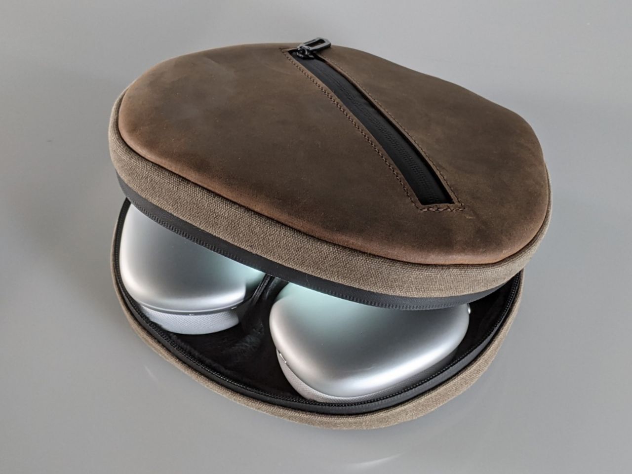 Waterfield Design släpper fodral till AirPods Max