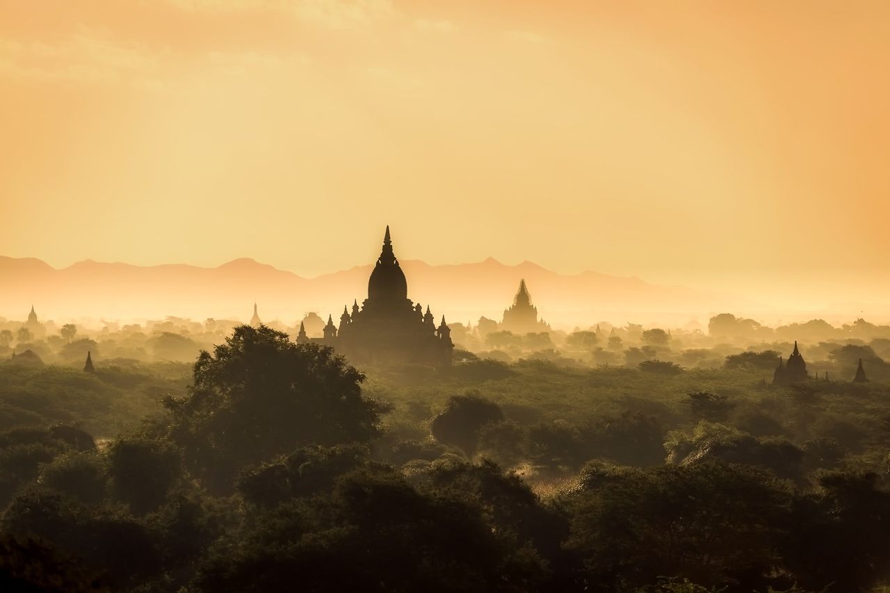 Myanmars internet släcktes