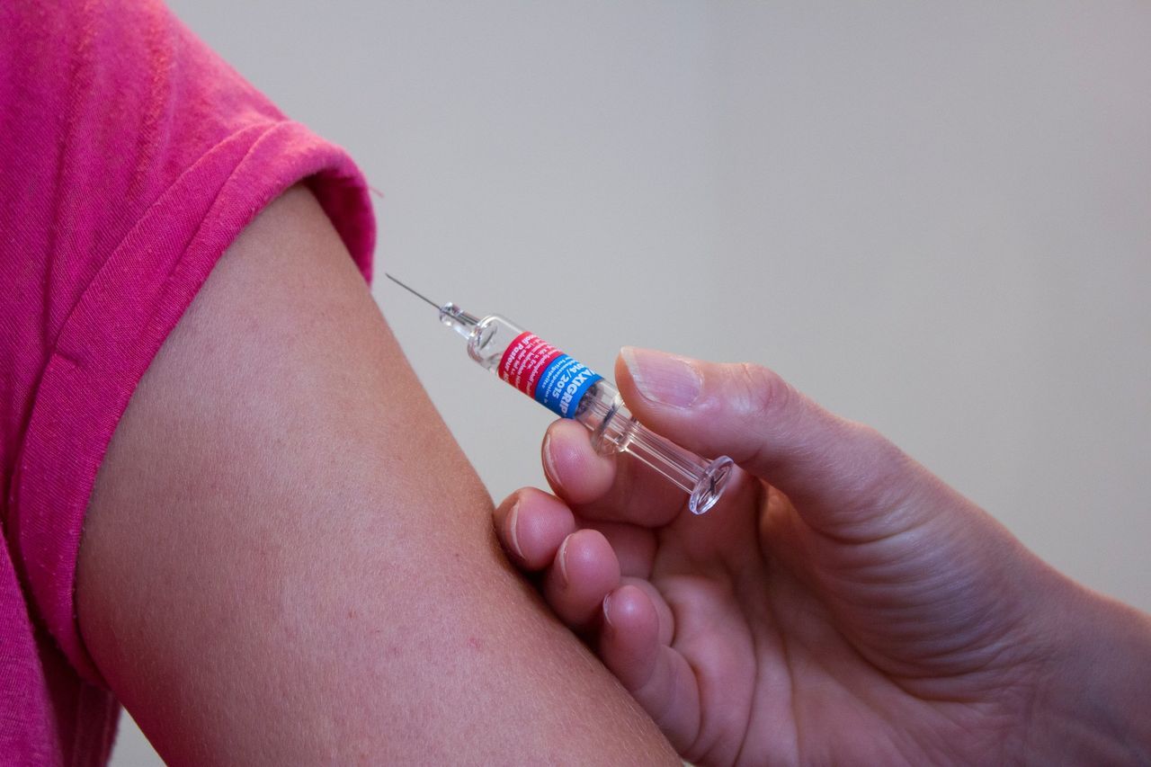 Facebook börjar banna antivaxx-propaganda