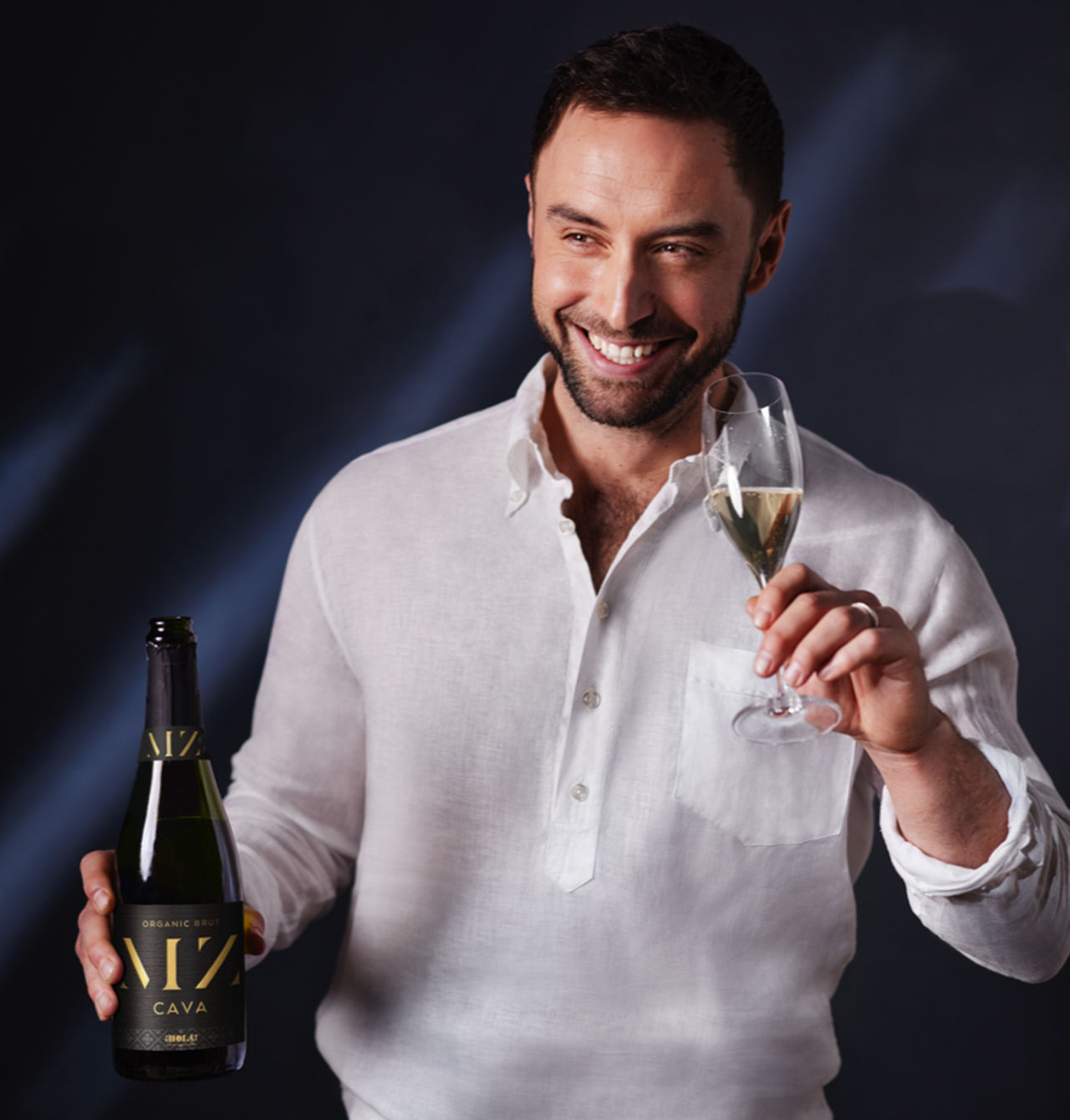 Måns Zelmerlöw lanserar en egen Cava