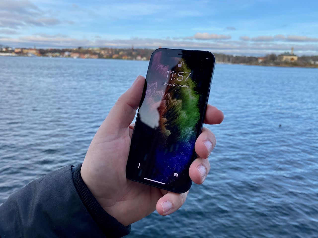 iPhone 12 mini verkar inte vara någon storsäljare