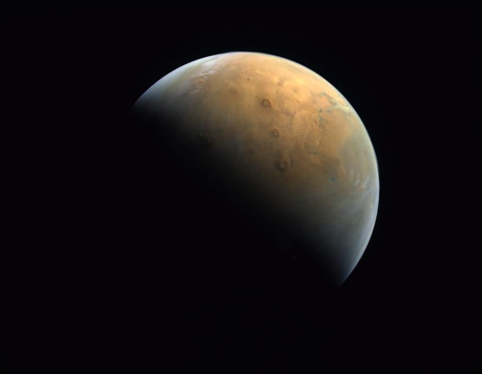 Hope skickar hem en första bild från Mars