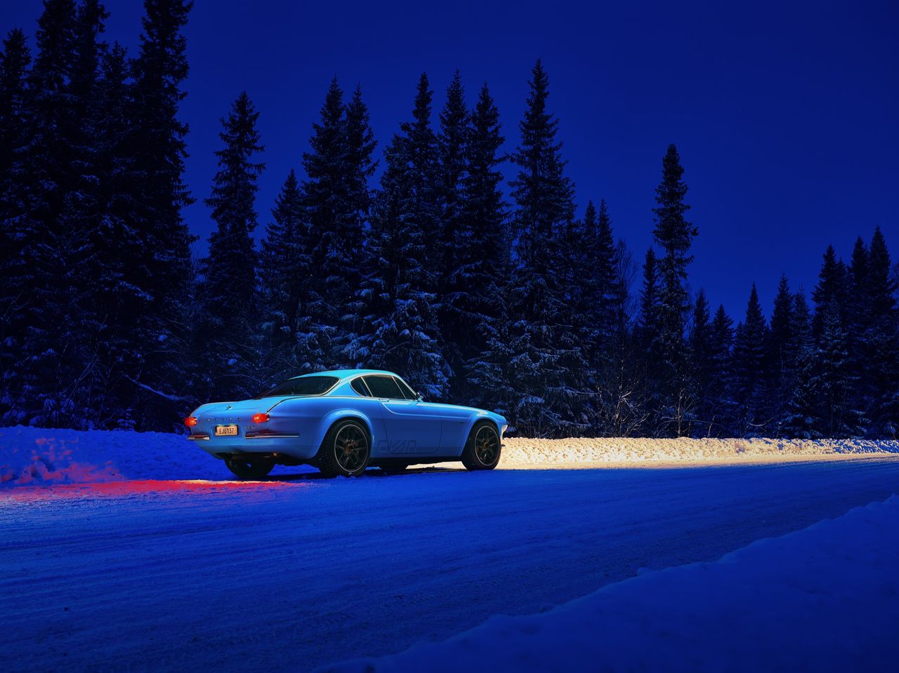 Cyan Racing släpper klipp på Volvo P1800 Cyan