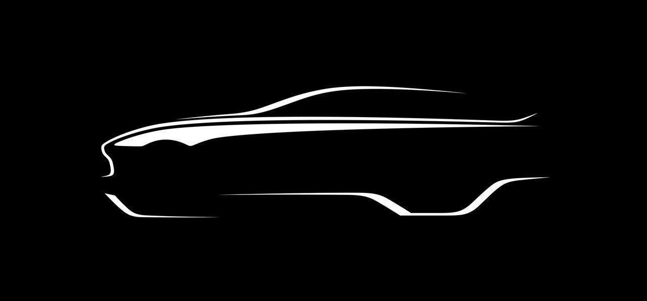 Aston Martin smygvisar ny version av DBX
