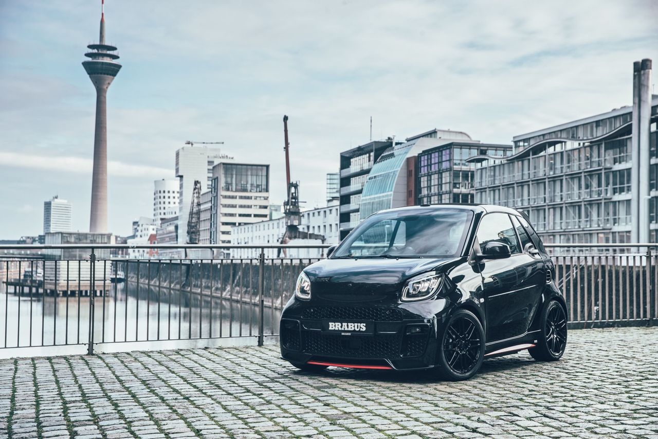 Brabus presenterar ny superbil