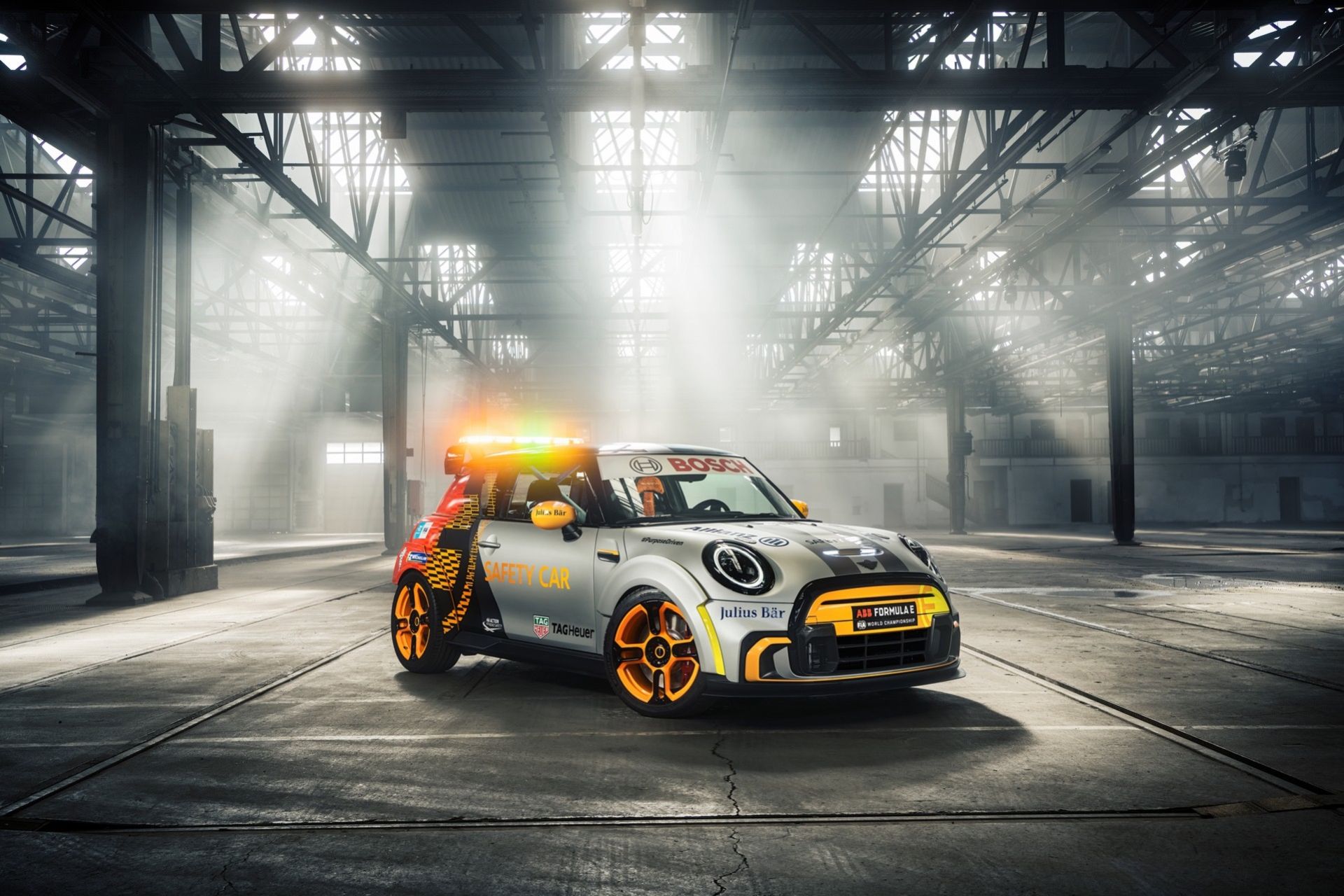 Mini Electric Pacesetter - ny säkerhetsbil för Formel E