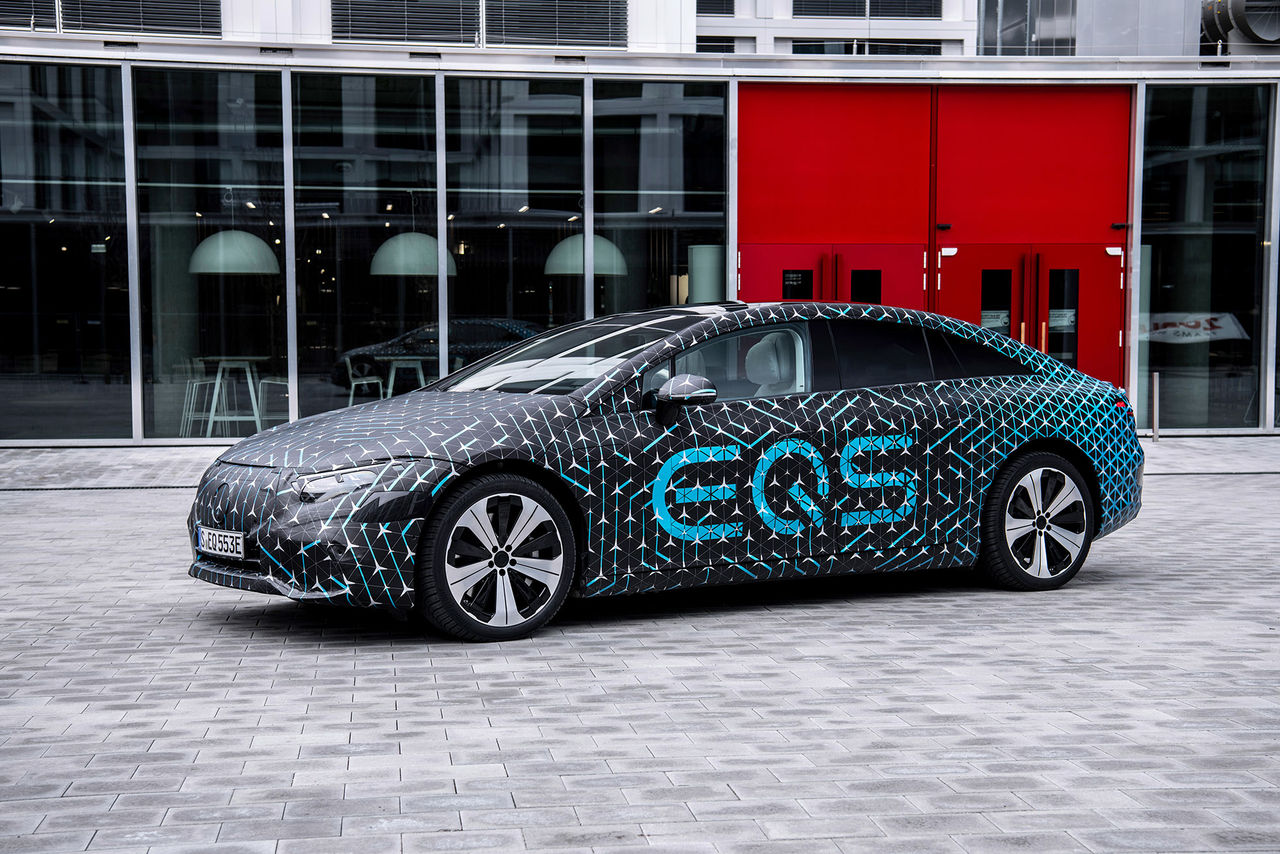 Mercedes EQS ska ha räckvidd på 77 mil
