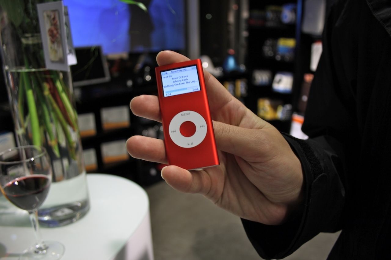 Röd iPod nano i större version