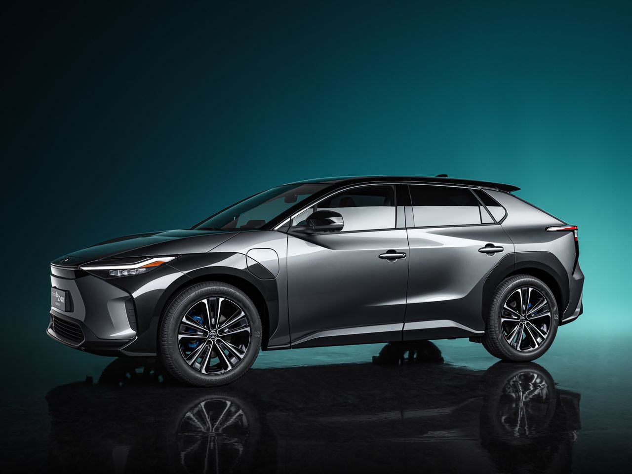Toyota presenterar bZ4x Concept