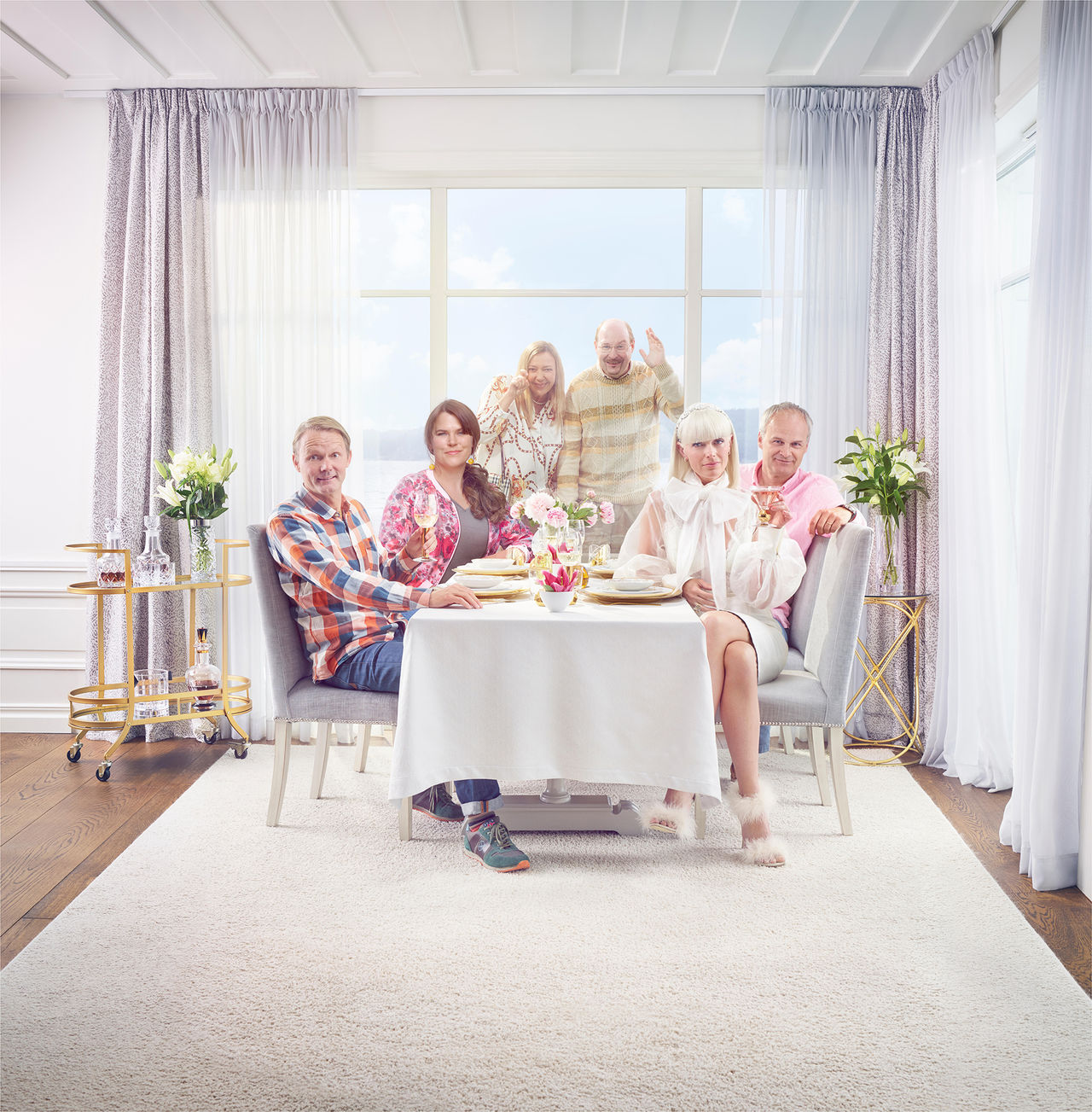 Solsidan får en sjunde säsong