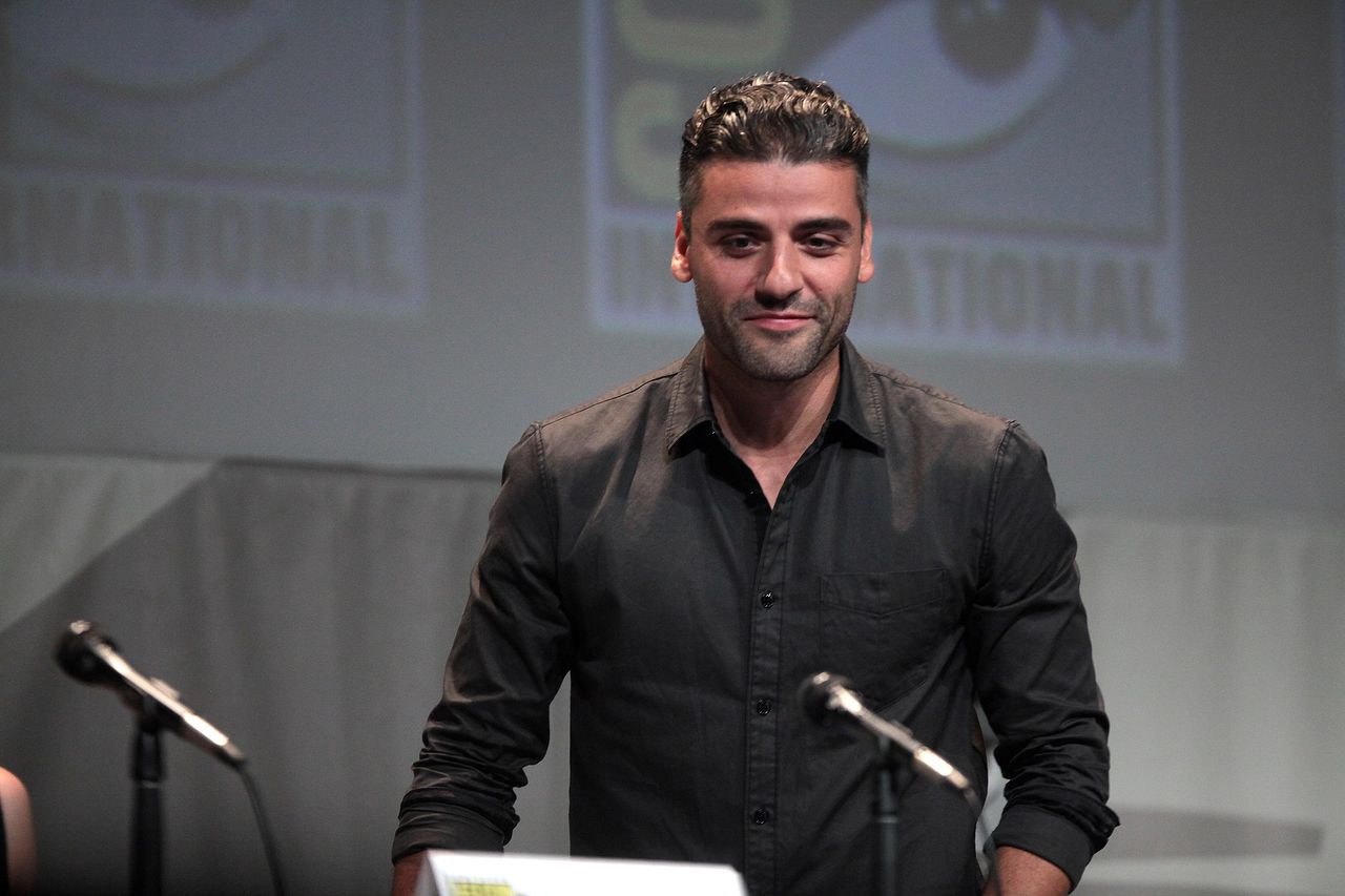 Oscar Isaac är Månriddaren