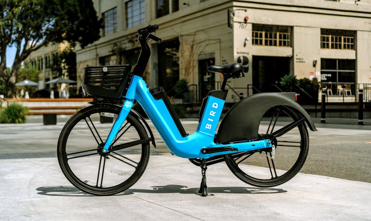 Bird ska börja hyra ut elcyklar