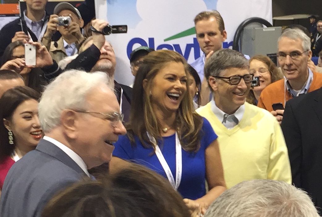 Warren Buffett lämnar Bill and Melinda Gates Foundation Oklart varför