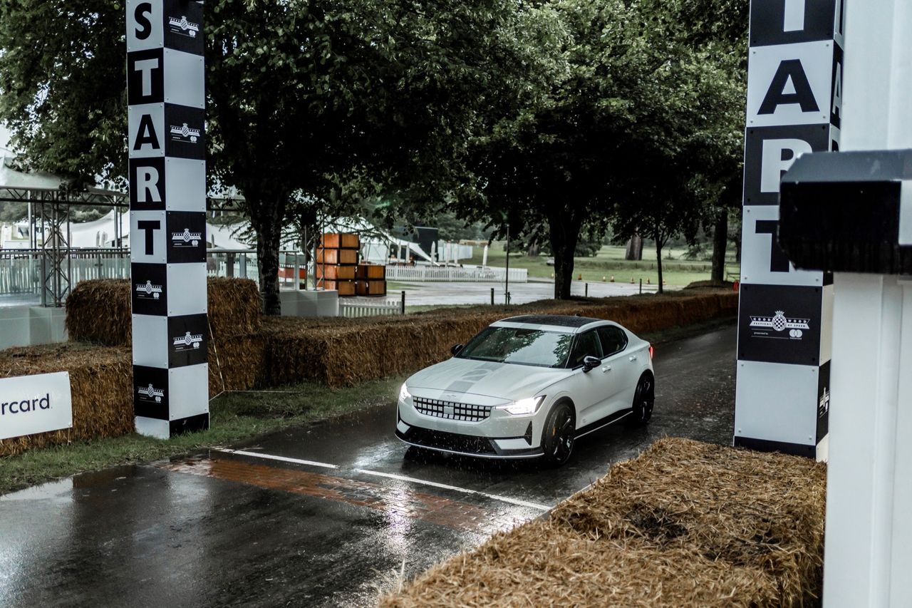 Trimmad Polestar 2 visas upp i Goodwood