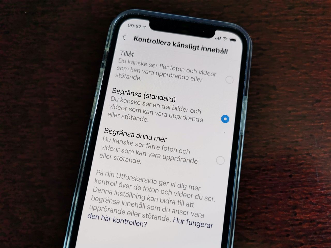 Instagram inför kontroller för känsligt innehåll